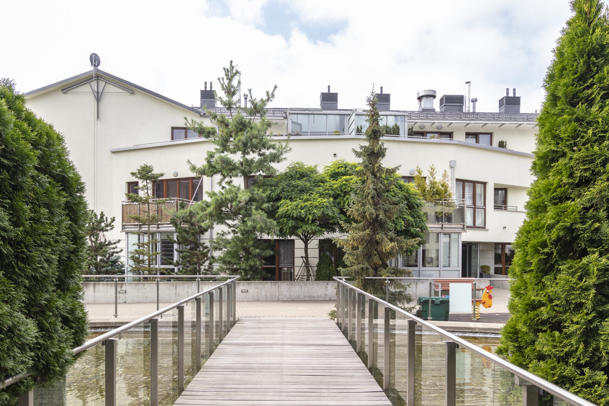 Zdjęcie nieruchomości eurovilla