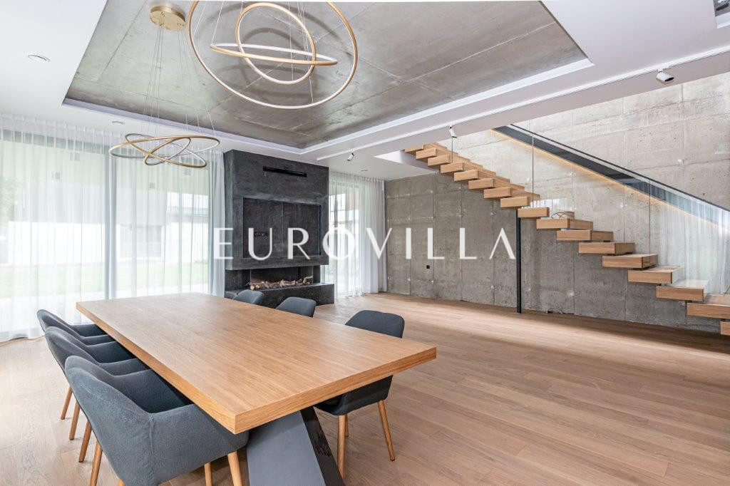 Modern House ,cisza , chill , meble