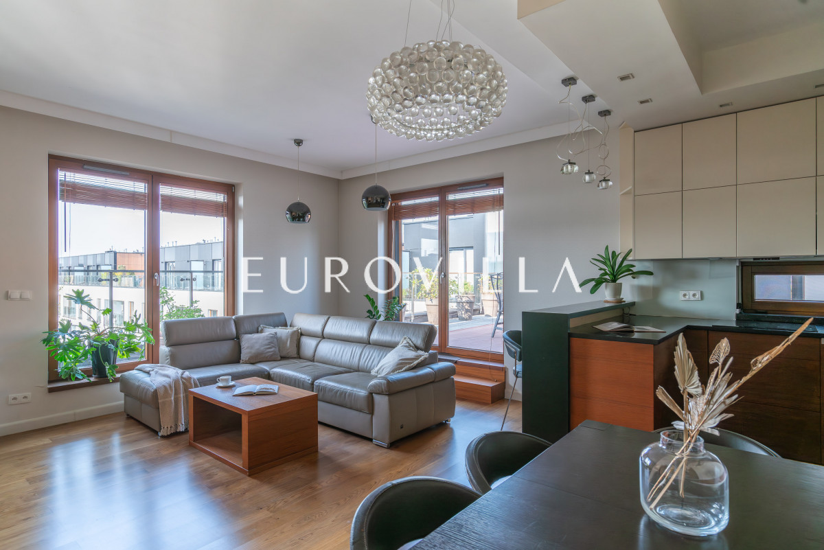 Komfortowy penthouse w sercu Miasteczka Wilanów