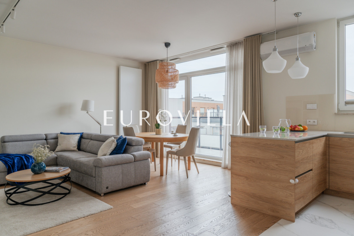 Penthouse na wynajem, z dala od ruchliwej ulicy