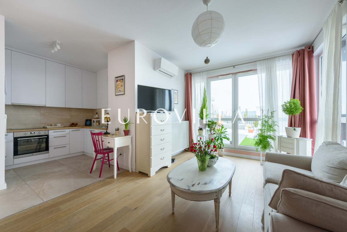 Komfortowy Penthouse z tarasemn 50m2