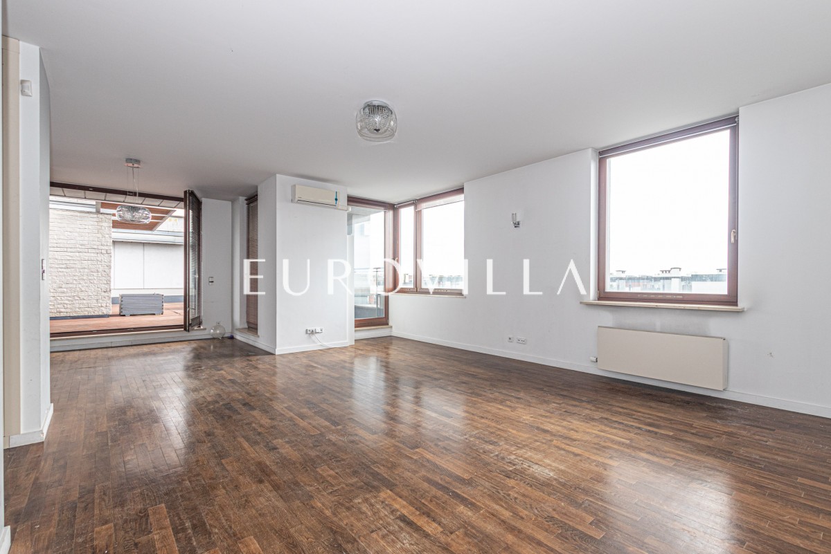 Apartament z tarasem ok 150m2