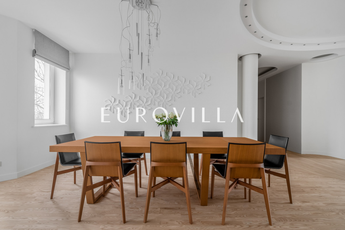 Komfortowy Penthouse z tarasem 200m2 i 150m2 basen
